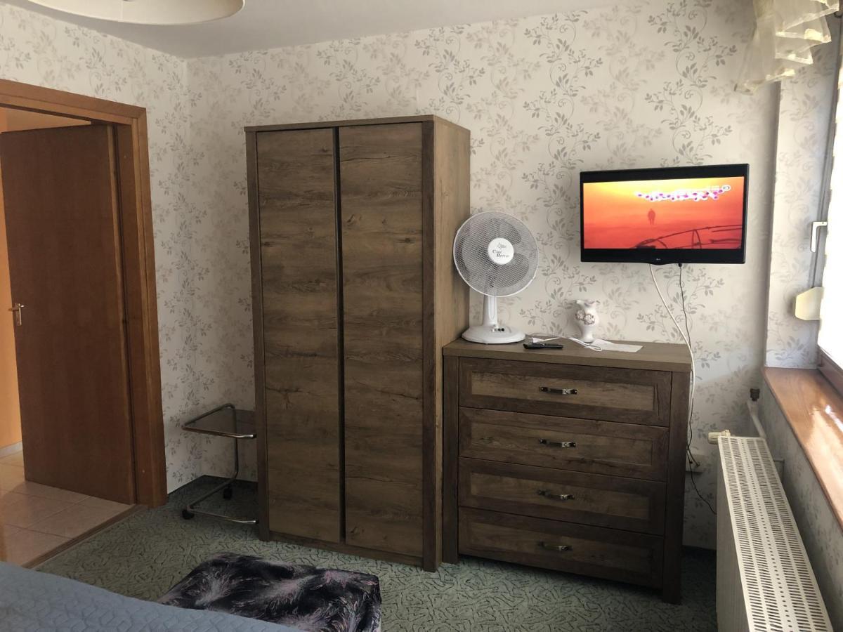 Respect Apartament Heviz Ngoại thất bức ảnh